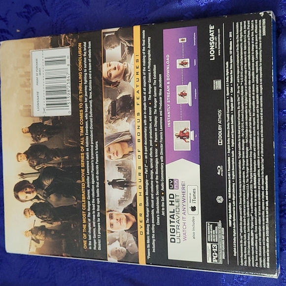 The Hunger Games: Mockingjay Part I & II DVD + Blu-ray Sets [Widescreen] - Picture 5 of 16